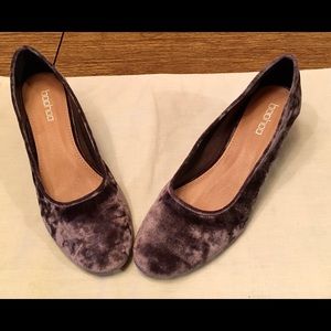 Boohoo Block 2” Heels Women’s Sz 9 Purple